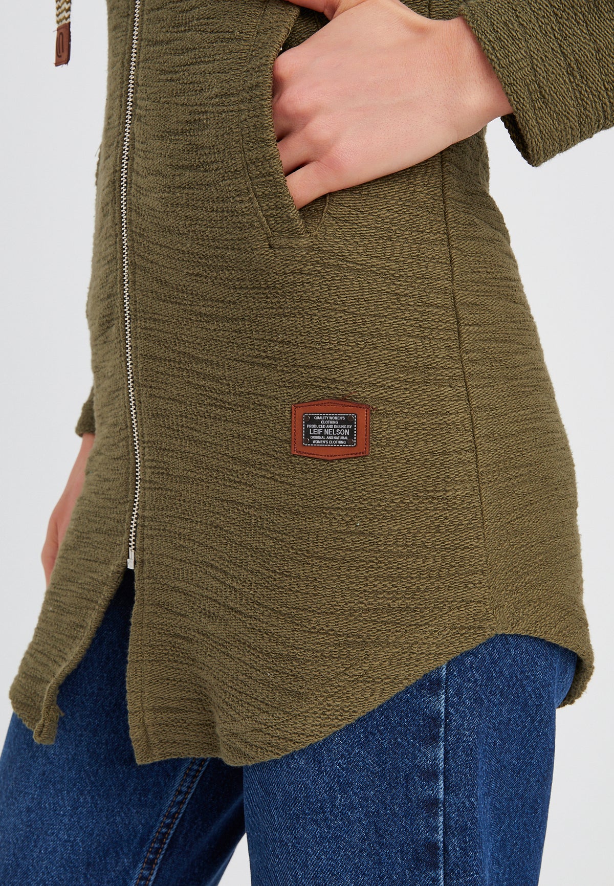 LN-19011 Khaki L